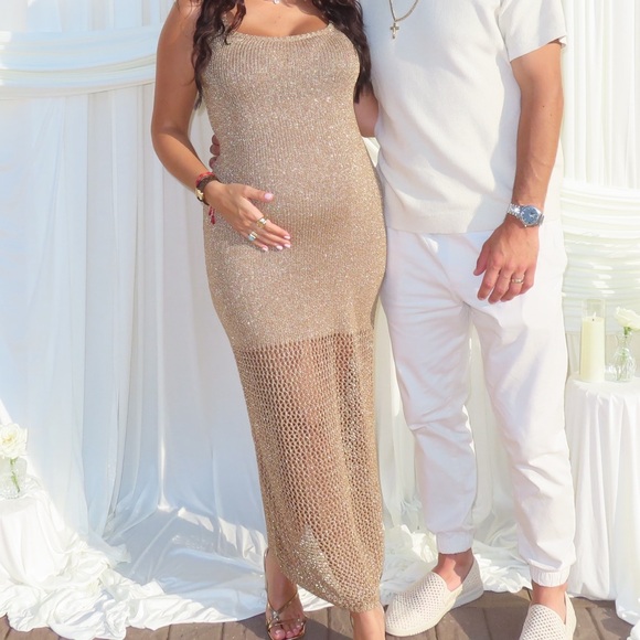 Elegant Brown Knit Dress - Picture 1 of 1